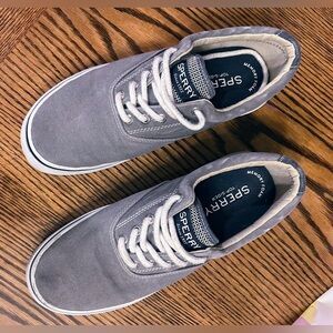NEW MENS SPERRY…Gray Casual Shoes